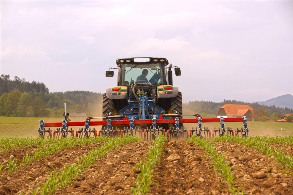 Maishackgerät des Typs Hatzenbichler 12 rk 400 L tank og frøudstyr, Gebrauchtmaschine in Sabro (Bild 10)
