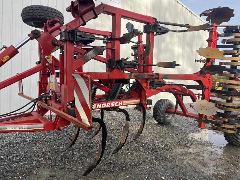 Maishackgerät typu Horsch TERRANO4FX, Gebrauchtmaschine v CHATEAUBRIANT CEDEX (Obrázek 2)