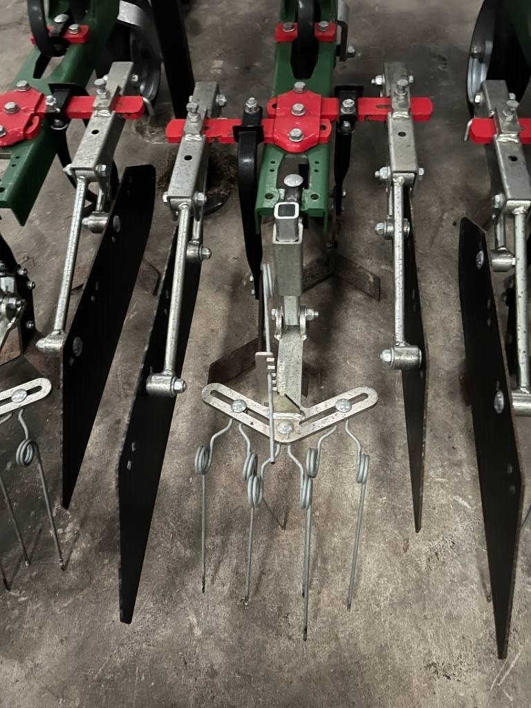 Maishackgerät tipa Thyregod TRV 12 rækket, Gebrauchtmaschine u Mern (Slika 7)