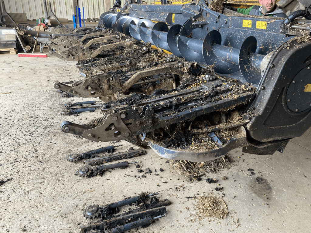 Maispflückvorsatz van het type Capello DIAMANT 8 RANGS, Gebrauchtmaschine in TREMEUR (Foto 4)