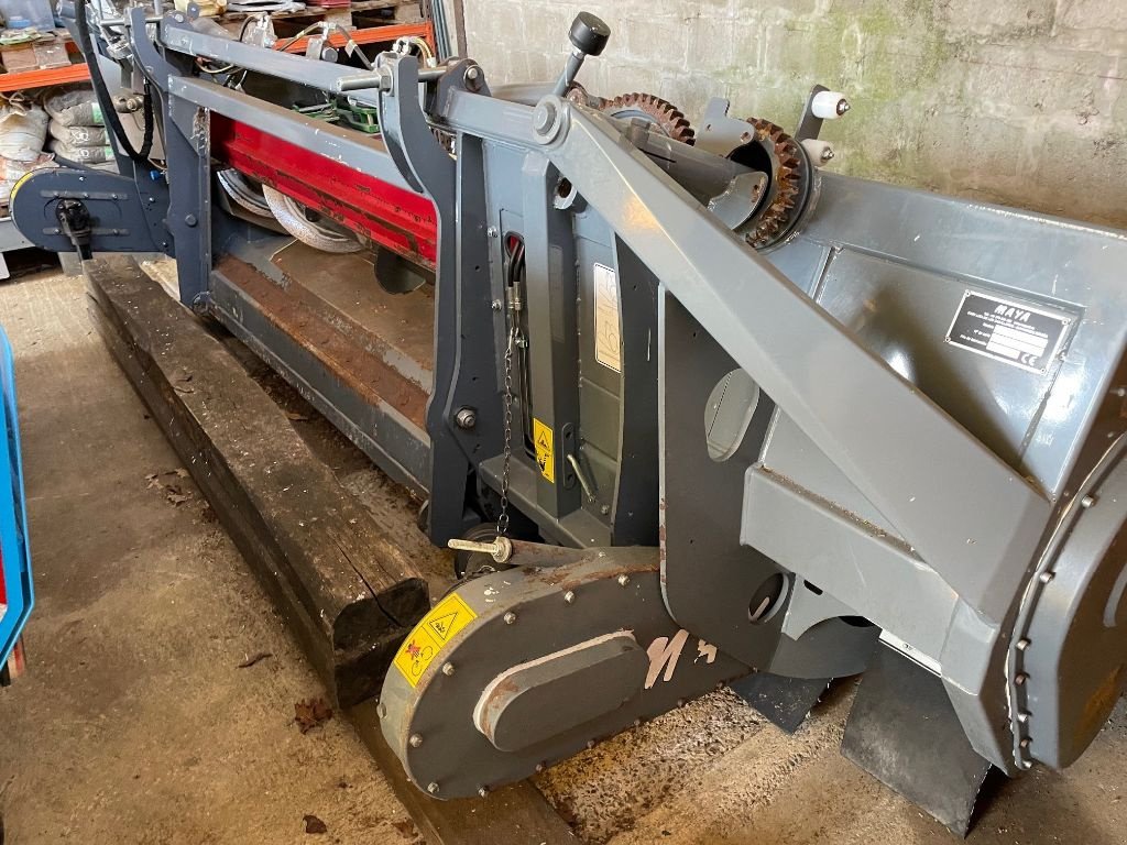 Maispflückvorsatz typu MAYA 7 rangs repliable broyeur 60cm, Gebrauchtmaschine v MARNAZ (Obrázek 3)