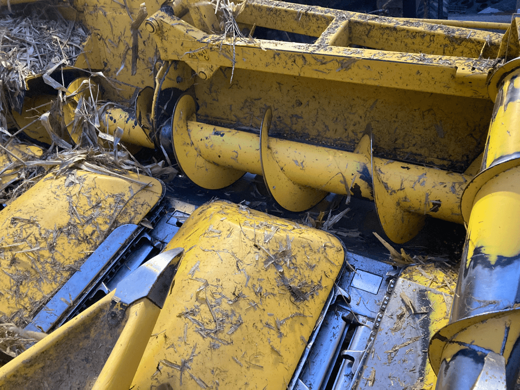 Maispflückvorsatz типа New Holland 8 RANGS, Gebrauchtmaschine в CONDE SUR VIRE (Фотография 3)