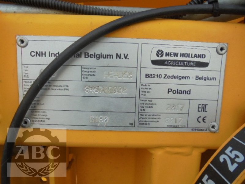 Maispflückvorsatz del tipo New Holland 980 CF 8R 75, Gebrauchtmaschine en Cloppenburg (Imagen 2)