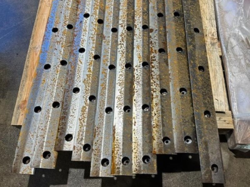 Maispflückvorsatz des Typs New Holland DÆKPL. TIL MAJS HØST, Gebrauchtmaschine in Skjern (Bild 1)