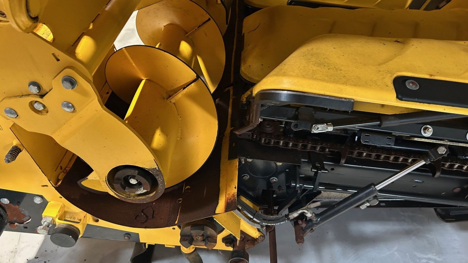 Maispflückvorsatz des Typs New Holland Majsplukkebord 8 RÆKKET PLUKKEBORD MODEL 846, Gebrauchtmaschine in Randers SV (Bild 4)