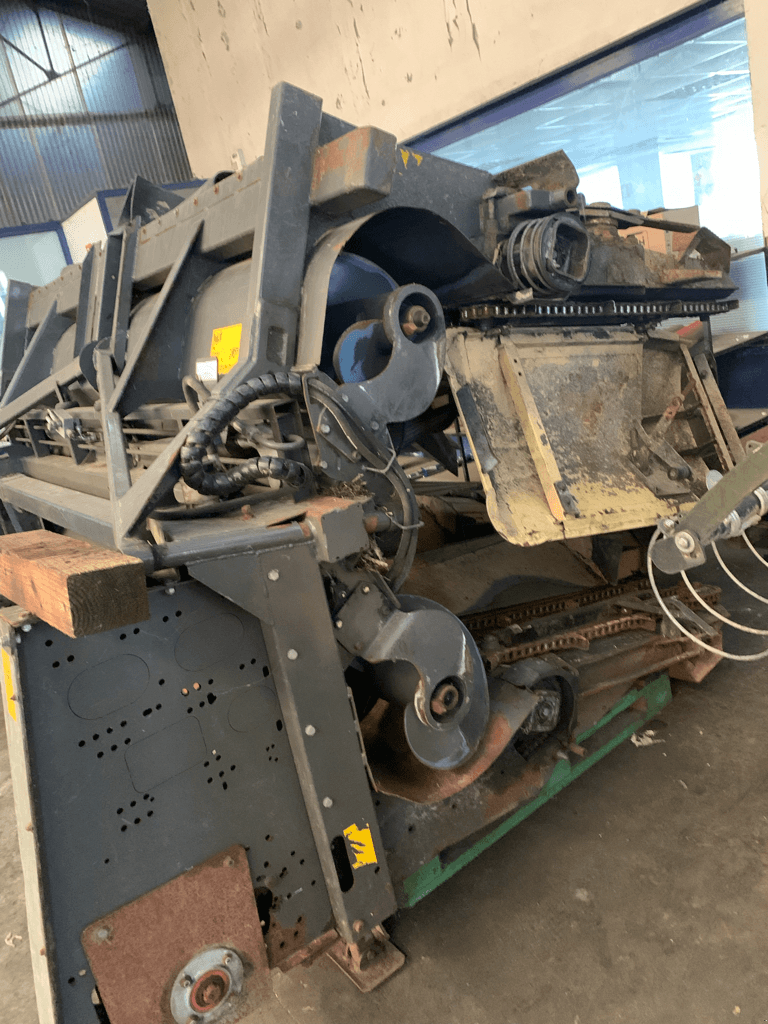 Maispflückvorsatz του τύπου Sonstige 8 RANGS REPLIABLES, Gebrauchtmaschine σε TREMEUR (Φωτογραφία 5)