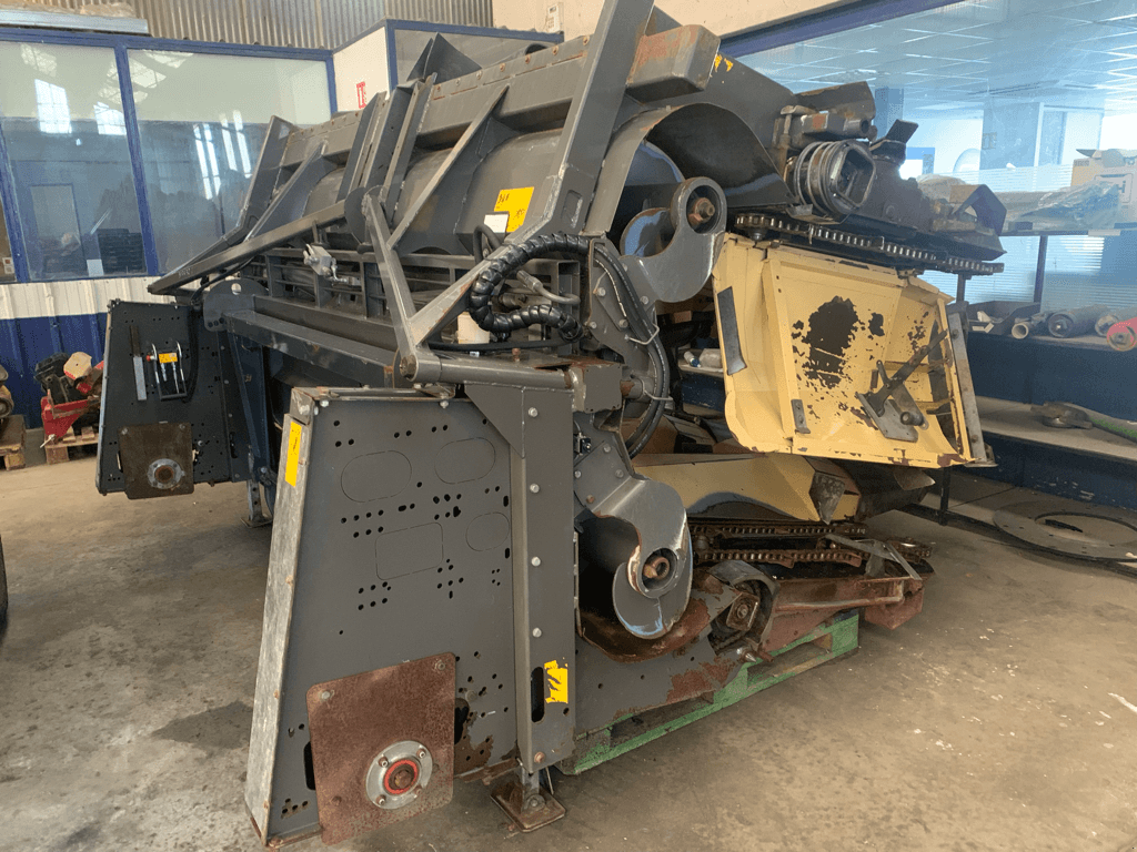 Maispflückvorsatz of the type Sonstige 8 RANGS REPLIABLES, Gebrauchtmaschine in TREMEUR (Picture 4)