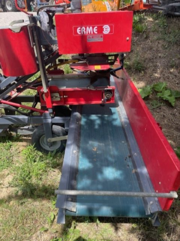 Maispflückvorsatz от тип Sonstige arracheuse d'ail 1 rang, Gebrauchtmaschine в CASTRES (Снимка 5)