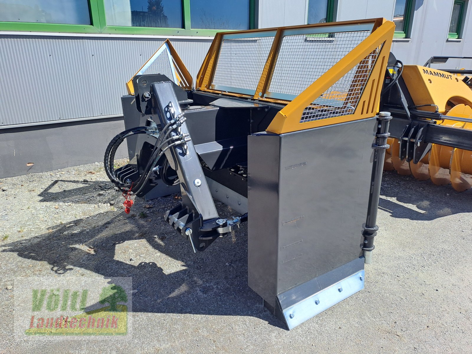 Maisschiebeschild des Typs Mammut Silopush SP350, Neumaschine in Hutthurm bei Passau (Bild 2)