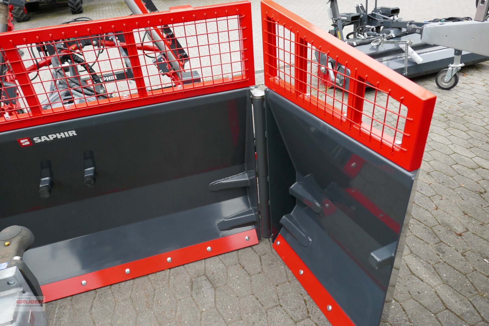 Maisschiebeschild des Typs Saphir Kompakt 4001, Neumaschine in Dorfen (Bild 6)