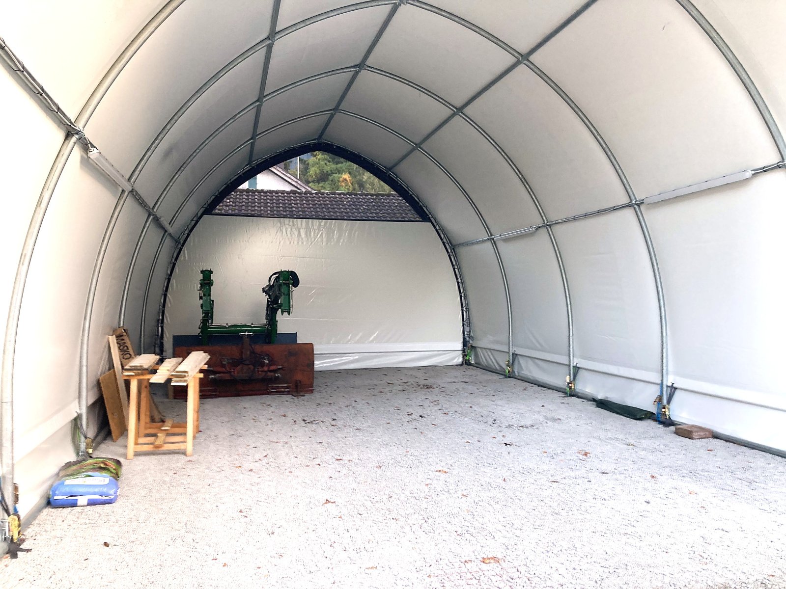 Maschinenhalle des Typs AGROTEL Rundbogenhalle  10,40lg x 6,20 br, Gebrauchtmaschine in Murnau (Bild 3)