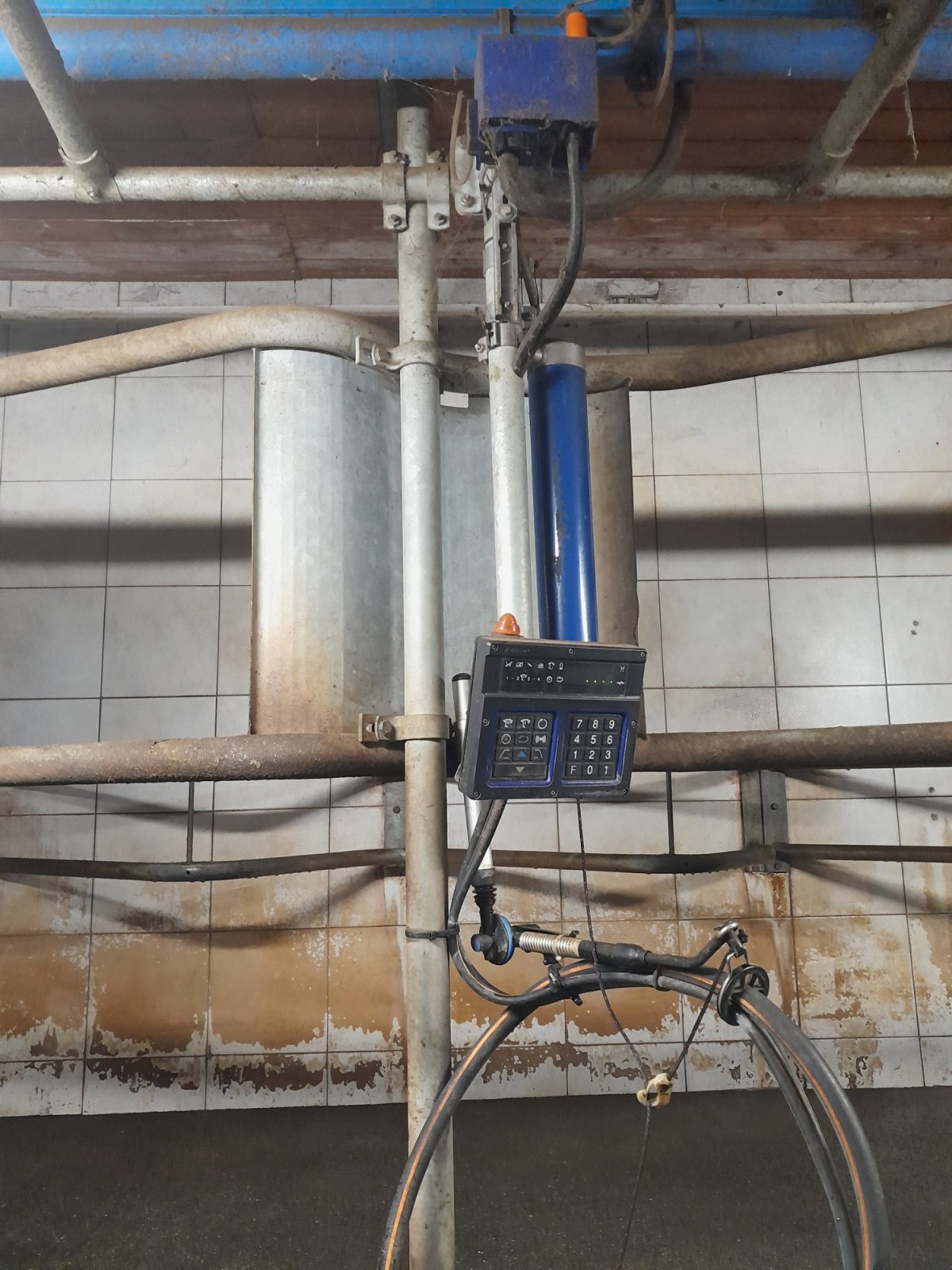 Melkstand tipa DeLaval Fischgräte, Gebrauchtmaschine u Pirkach (Slika 15)