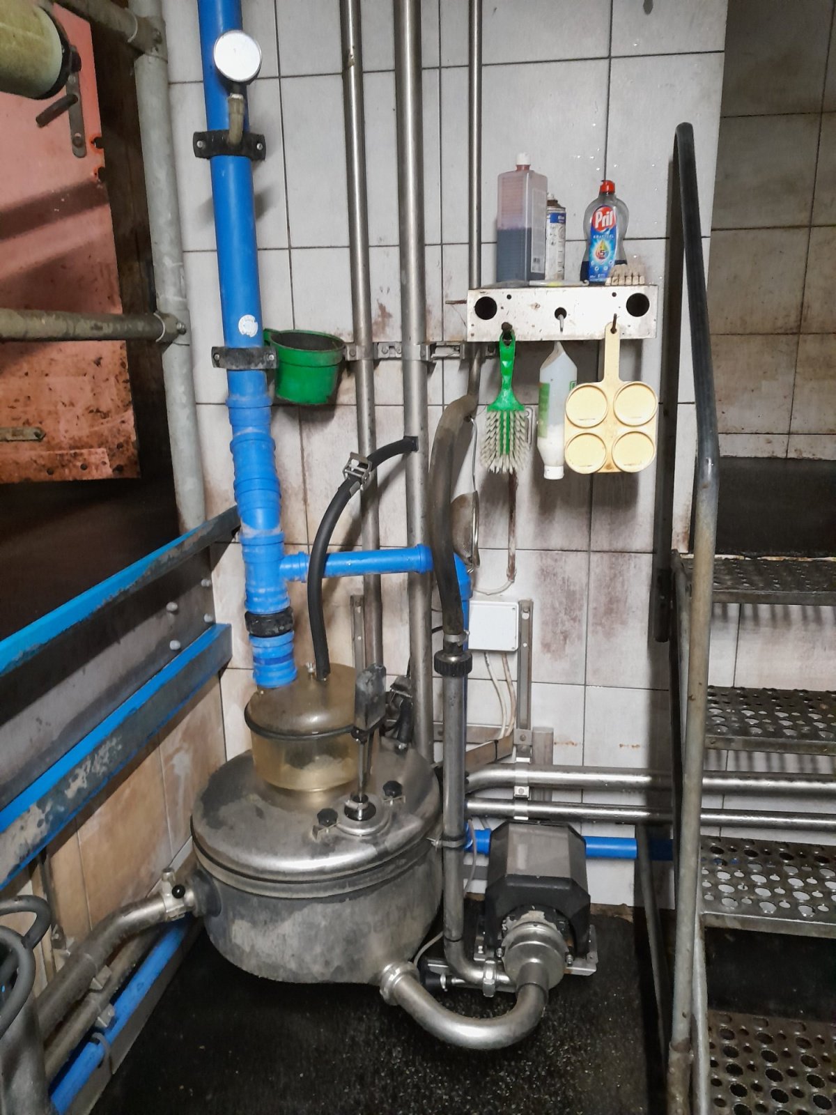 Melkstand tipa DeLaval Fischgräte, Gebrauchtmaschine u Pirkach (Slika 17)