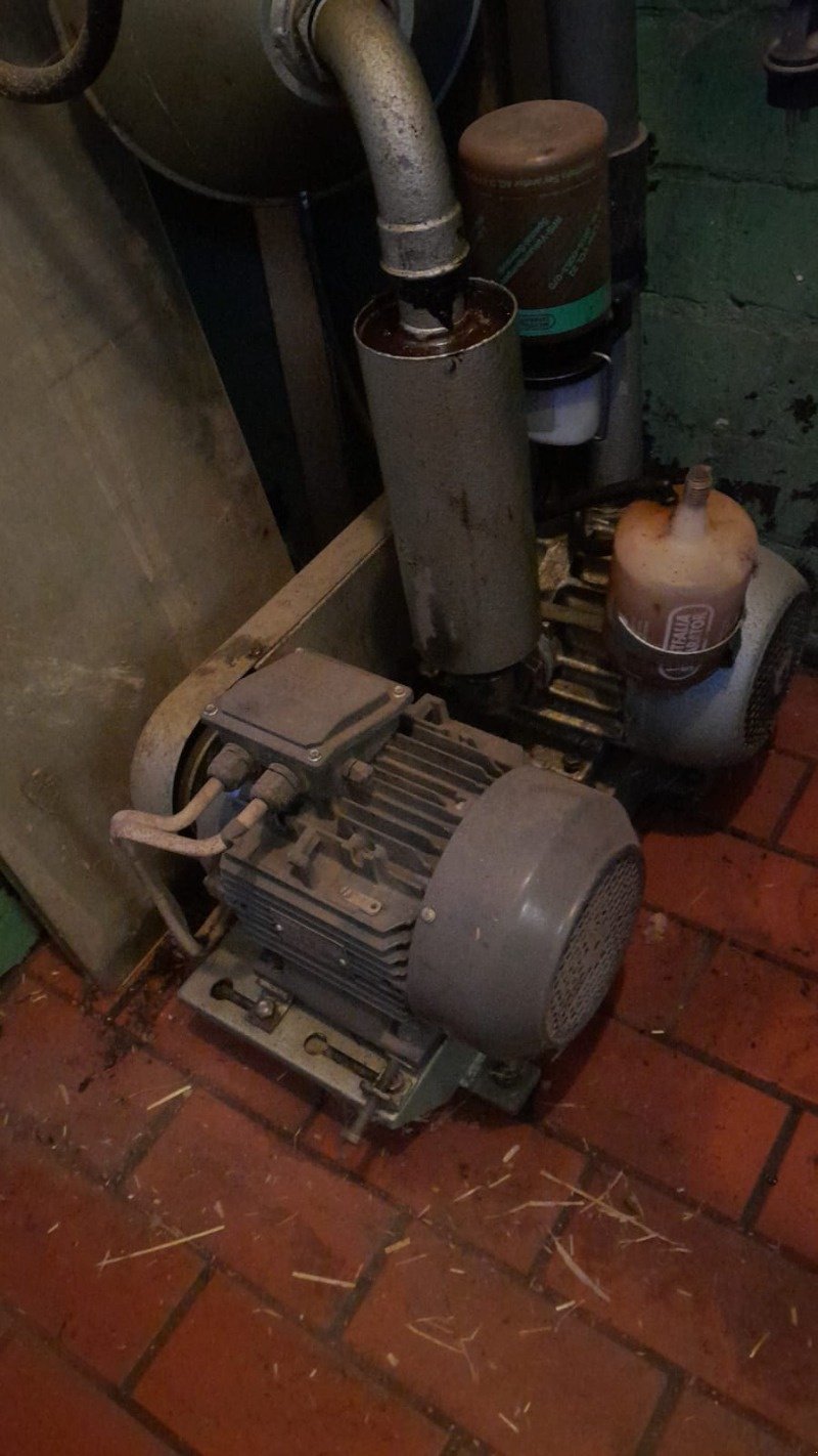 Melkstand Türe ait Sonstige Melkstand, Gebrauchtmaschine içinde Bad Oldesloe (resim 2)