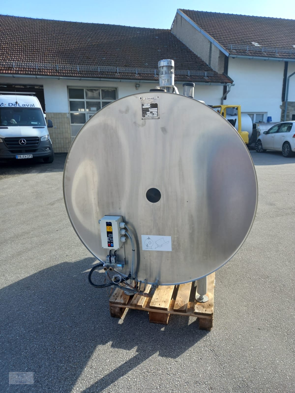 Milchkühltank des Typs DeLaval DXCR, Gebrauchtmaschine in Hutthurm (Bild 1)
