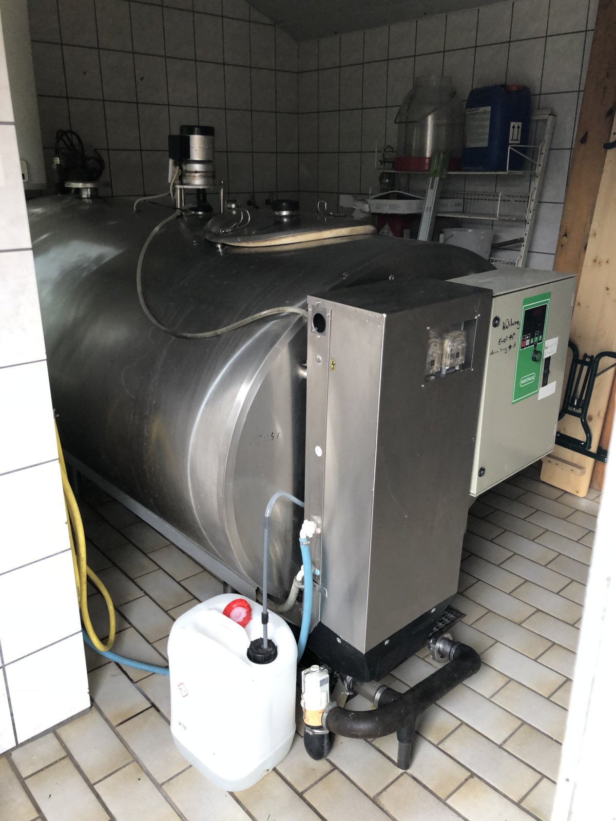 Milchkühltank des Typs Westfalia DTC 1600, Gebrauchtmaschine in Emskirchen (Bild 1)
