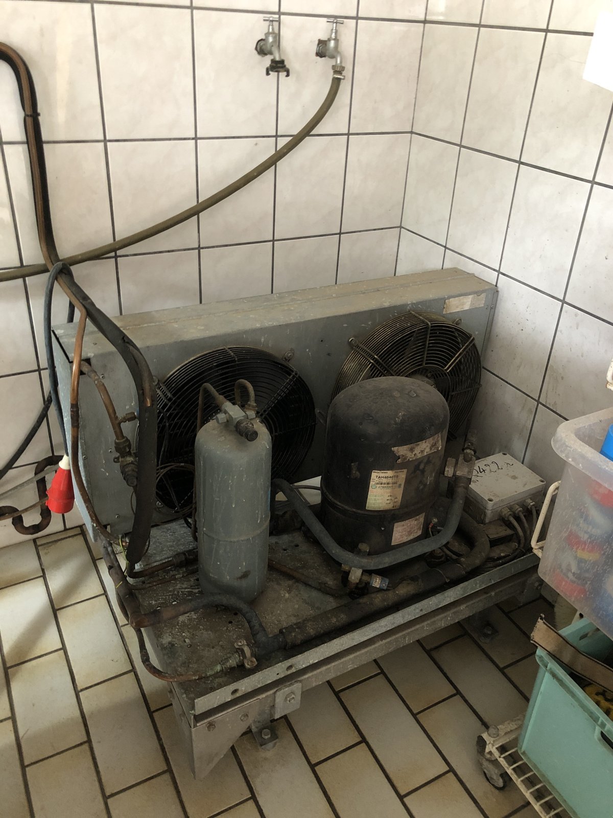 Milchkühltank des Typs Westfalia DTC 1600, Gebrauchtmaschine in Emskirchen (Bild 2)