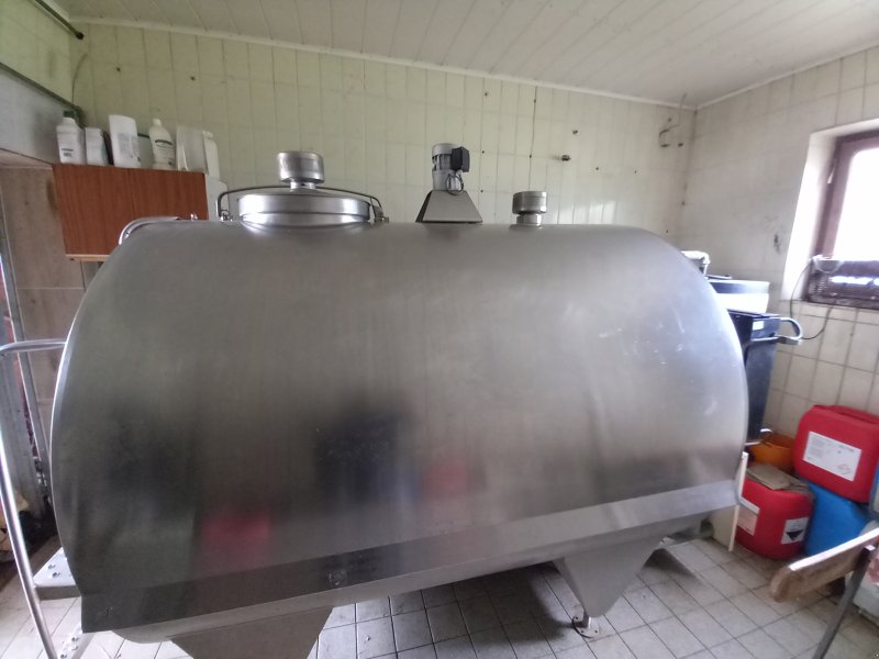 Milchkühltank des Typs Westfalia Platin 2400, Gebrauchtmaschine in Aham (Bild 1)
