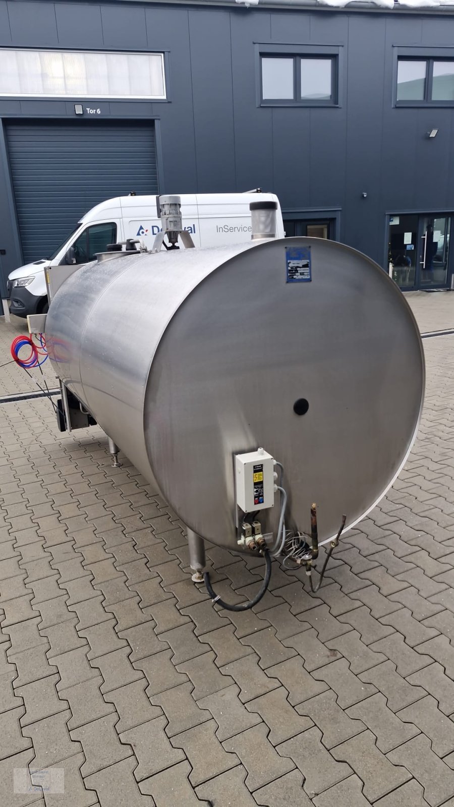 Milchtank des Typs DeLaval DXCR 2500, Gebrauchtmaschine in Salzweg (Bild 3)