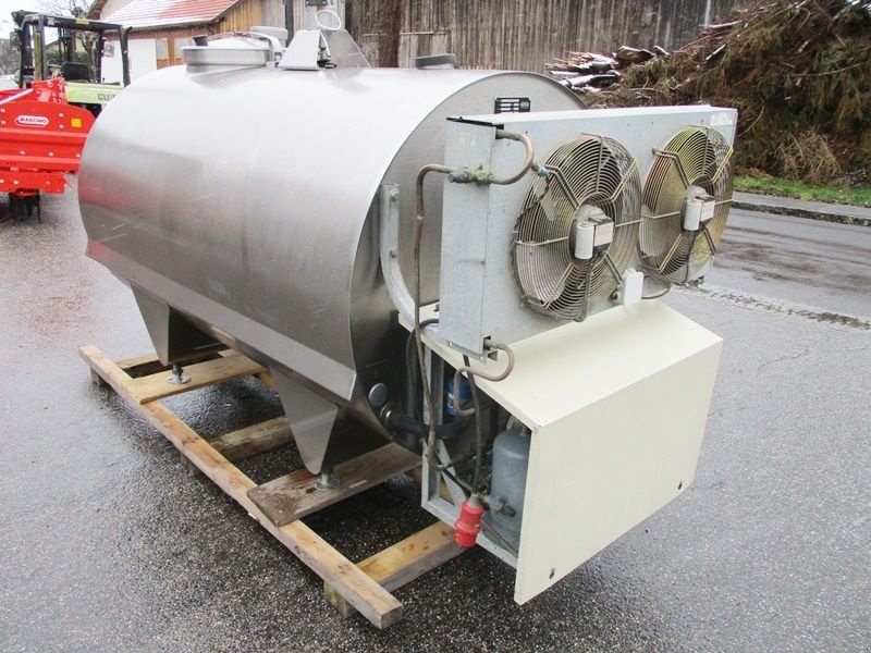 Milchtank des Typs Westfalia Platin 1710 Kühltank, Gebrauchtmaschine in St. Marienkirchen (Bild 4)