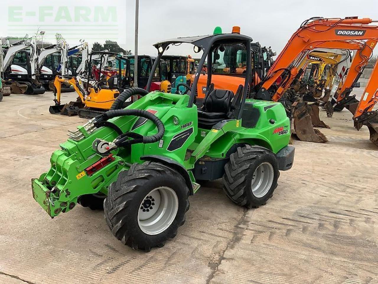 Minibagger of the type Avant 860i telescopic loading shovel (st25165), Gebrauchtmaschine in SHAFTESBURY (Picture 5)