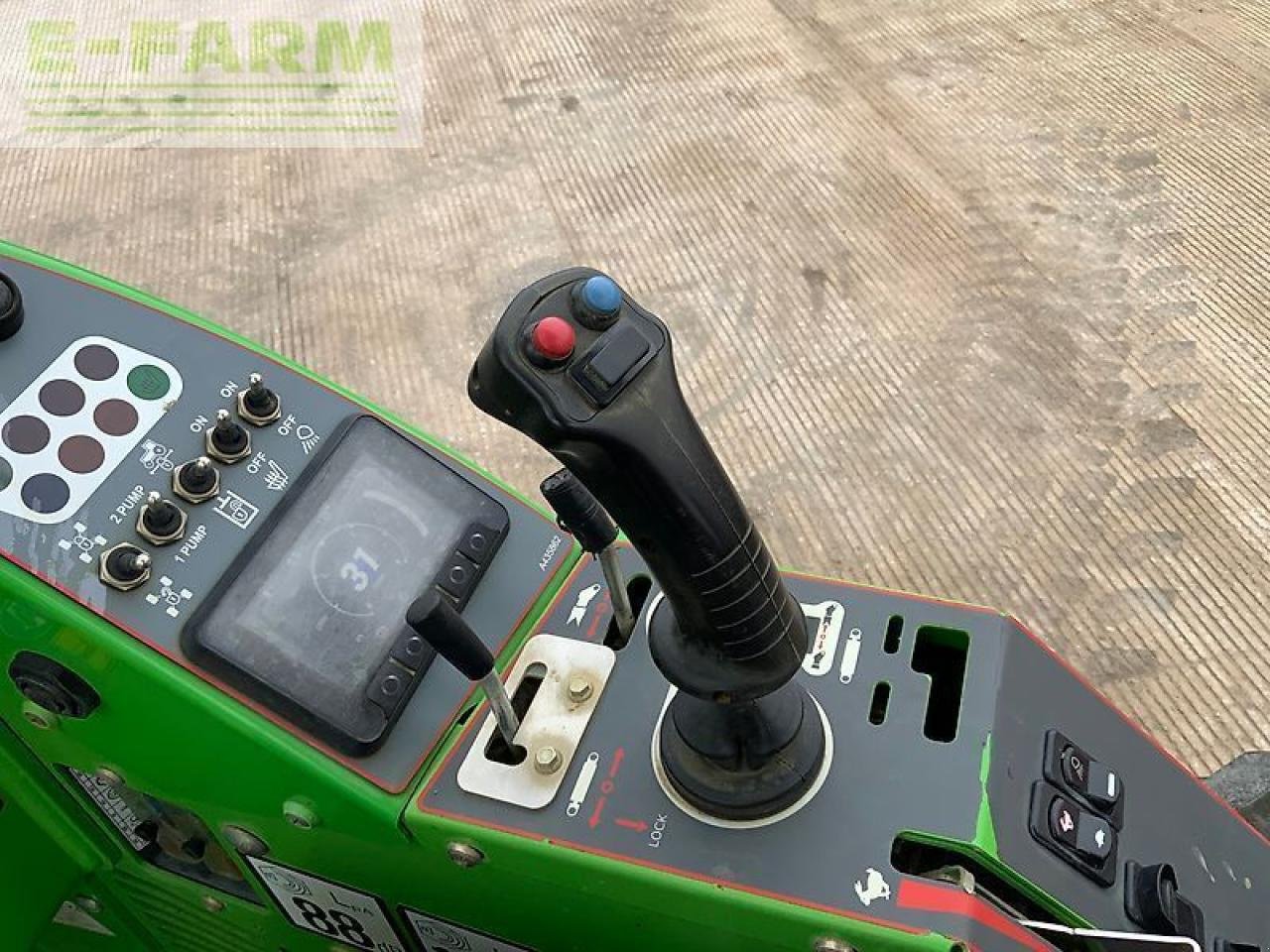 Minibagger of the type Avant 860i telescopic loading shovel (st25165), Gebrauchtmaschine in SHAFTESBURY (Picture 16)