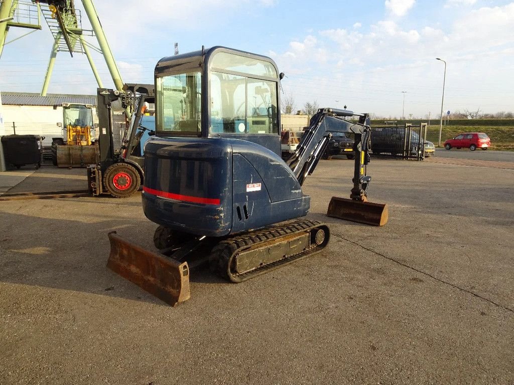Minibagger des Typs Bobcat 325, Gebrauchtmaschine in Zutphen (Bild 4)