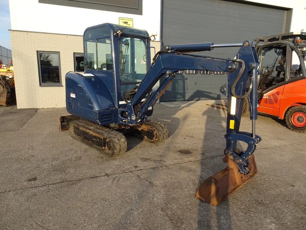 Minibagger des Typs Bobcat 325, Gebrauchtmaschine in Zutphen (Bild 1)