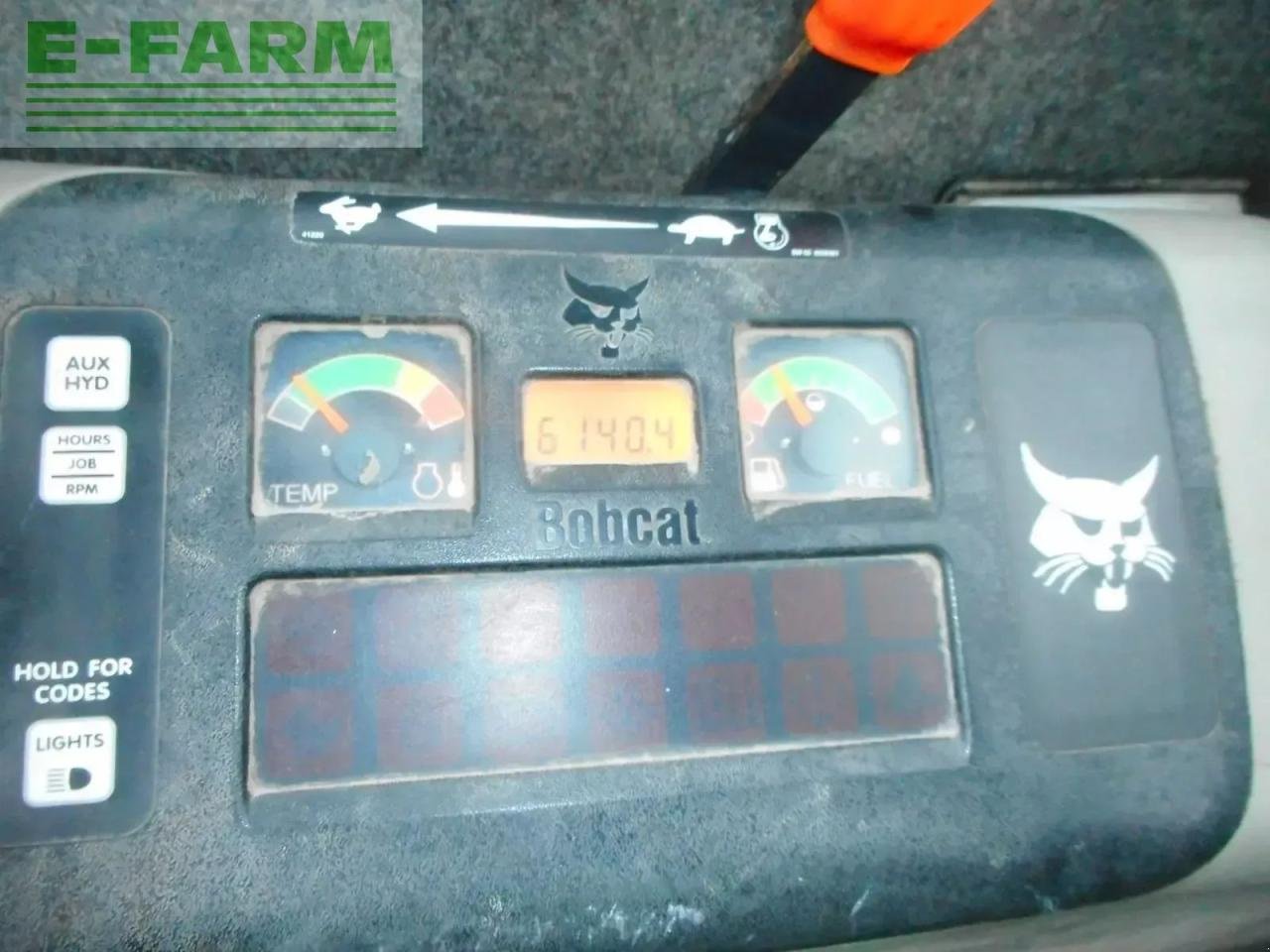 Minibagger от тип Bobcat 341 d ( 5.300kg ) sw + schaufel + hydr. niederha, Gebrauchtmaschine в ST. NIKOLAI/DR. (Снимка 10)