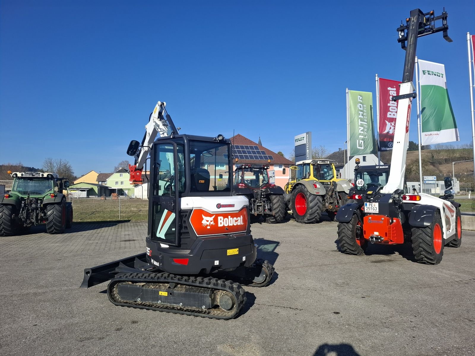 Minibagger des Typs Bobcat E 35 Z, Vorführmaschine in Saxen (Bild 4)