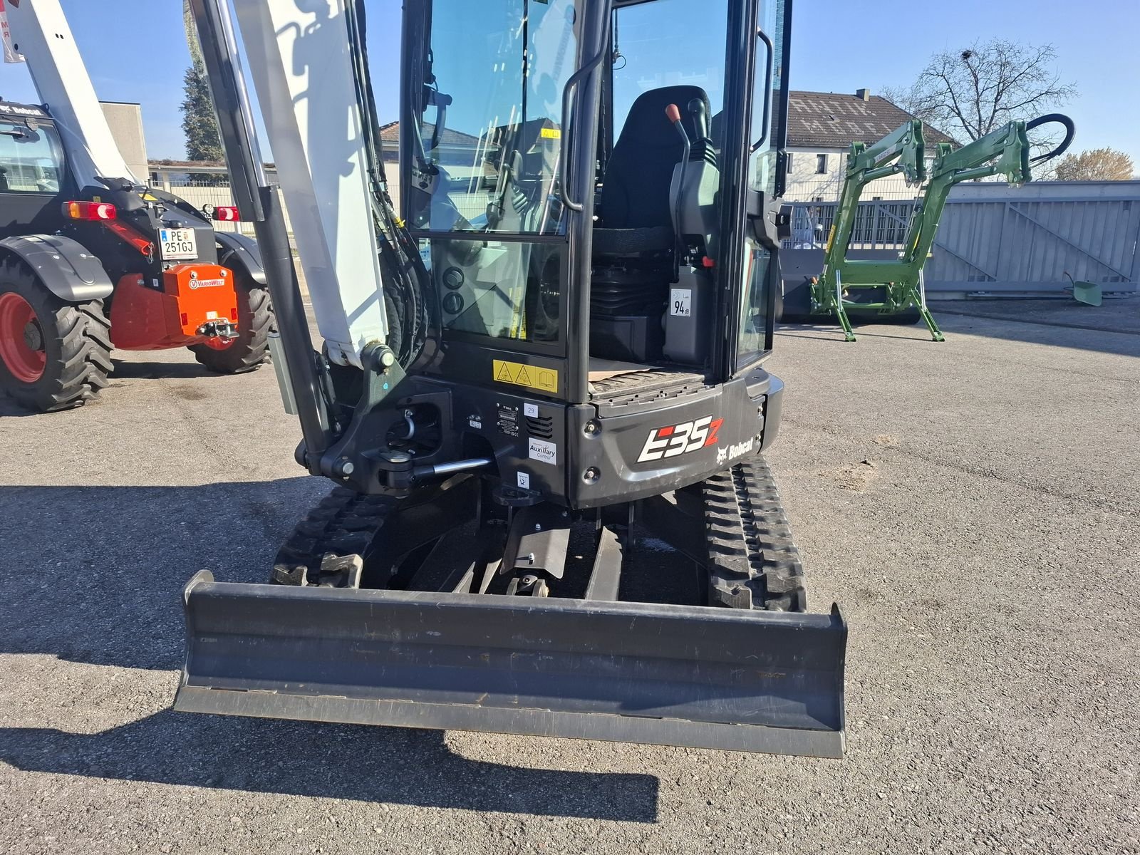 Minibagger des Typs Bobcat E 35 Z, Vorführmaschine in Saxen (Bild 11)