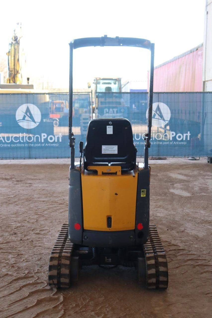 Minibagger от тип Bobcat E08, Gebrauchtmaschine в Antwerpen (Снимка 5)