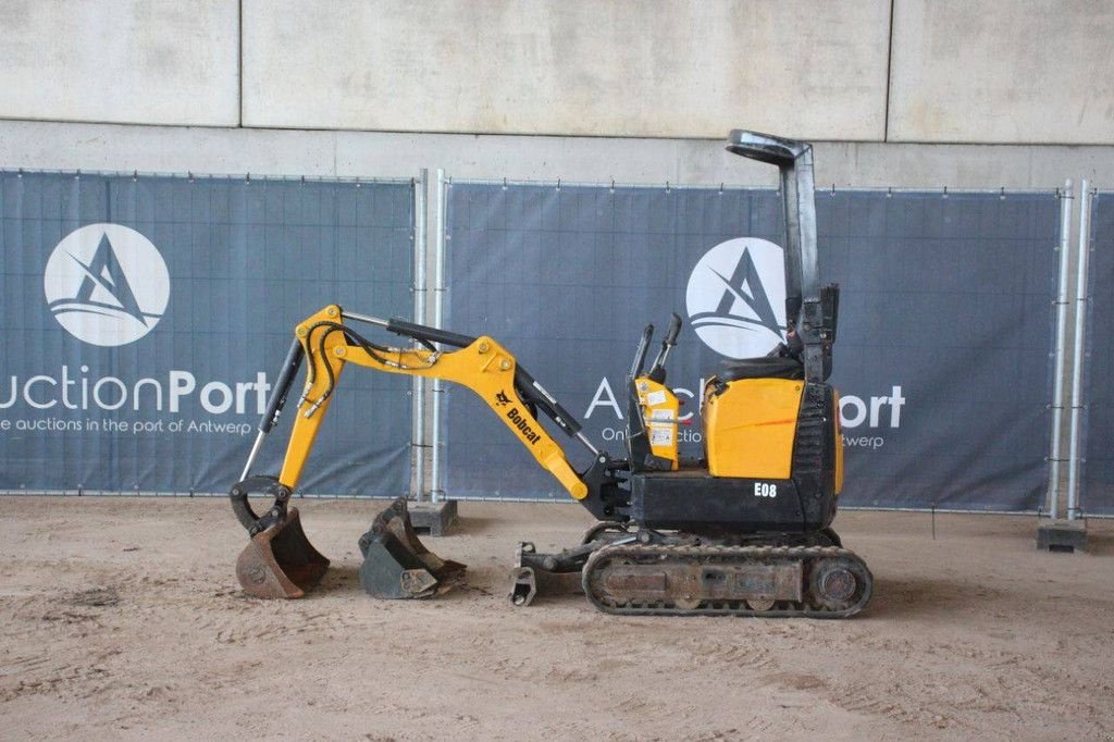 Minibagger del tipo Bobcat E08, Gebrauchtmaschine In Antwerpen (Immagine 2)