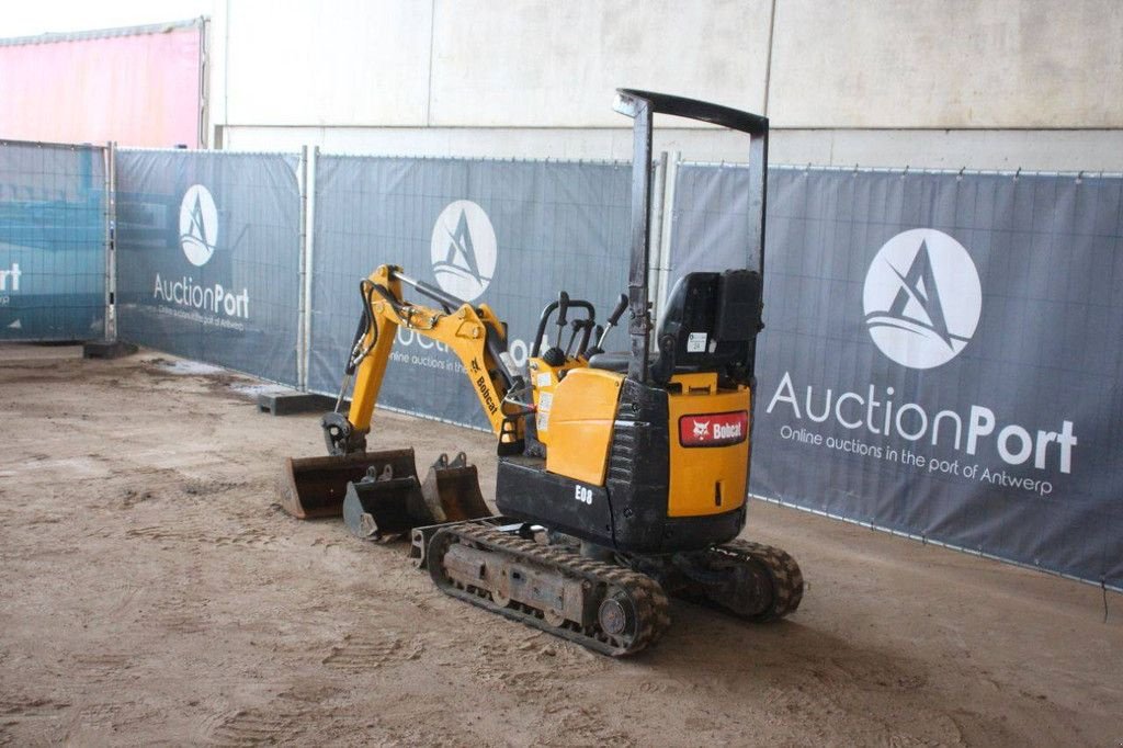 Minibagger del tipo Bobcat E08, Gebrauchtmaschine In Antwerpen (Immagine 3)