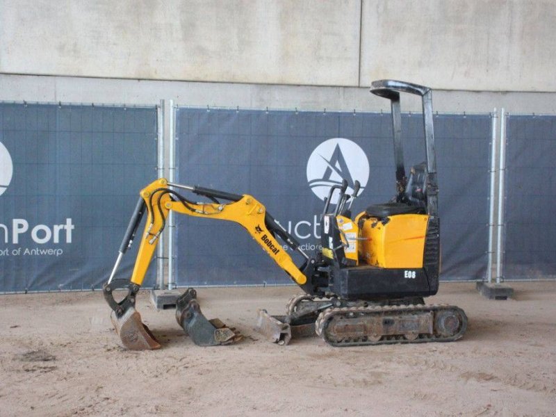 Minibagger типа Bobcat E08, Gebrauchtmaschine в Antwerpen (Фотография 1)