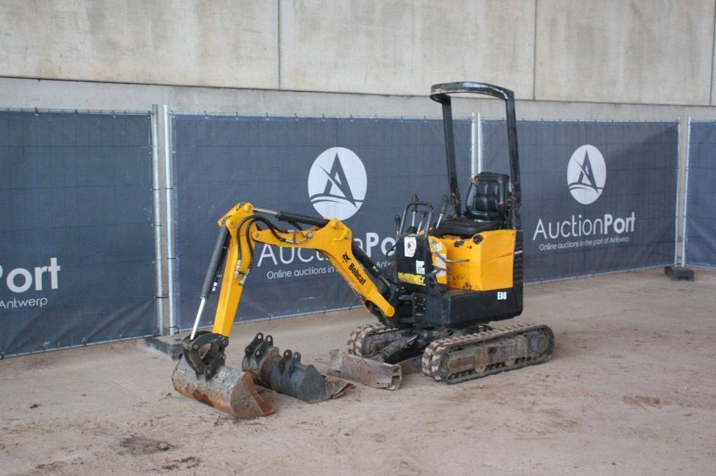 Minibagger del tipo Bobcat E08, Gebrauchtmaschine In Antwerpen (Immagine 9)