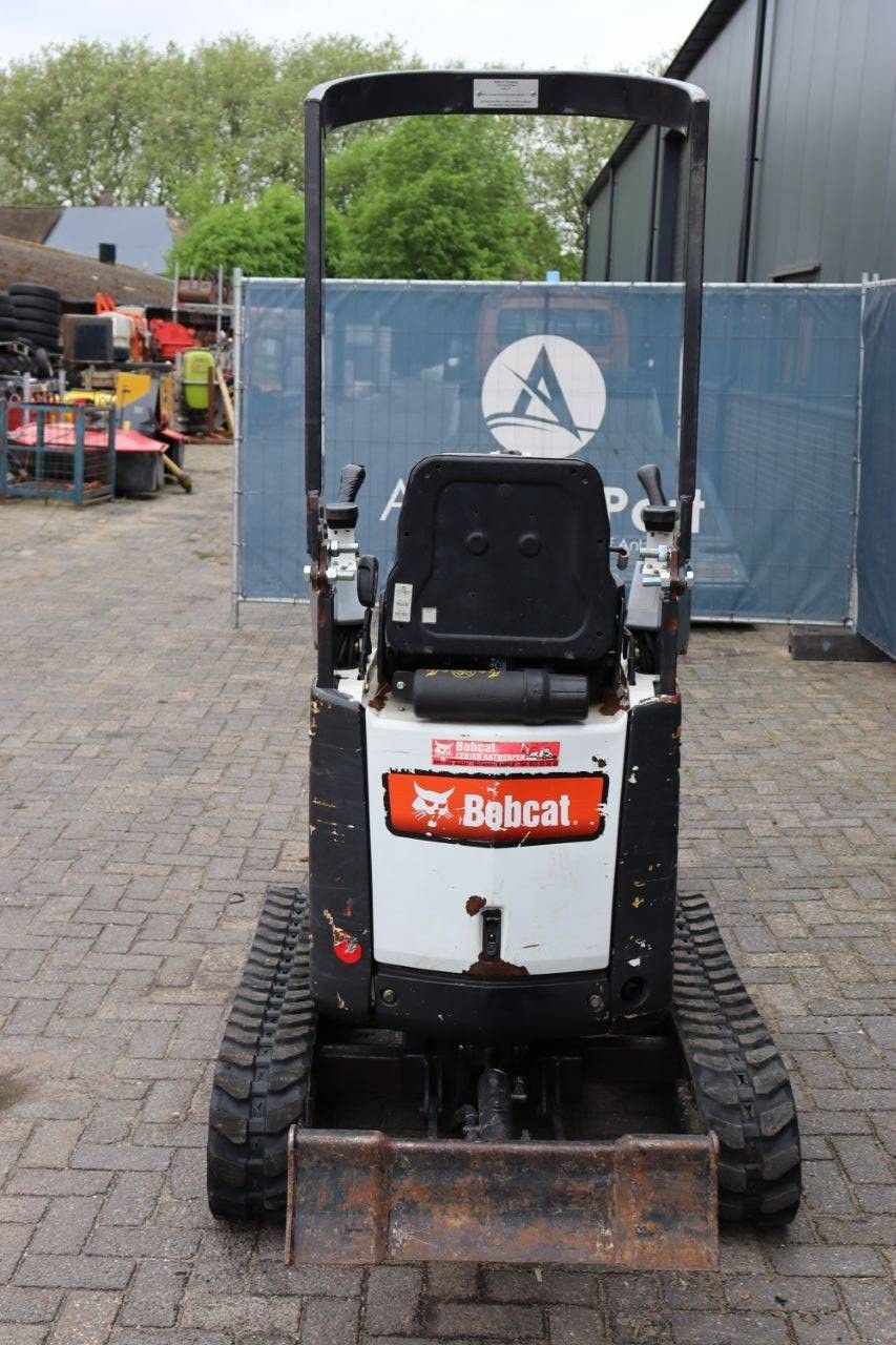 Minibagger of the type Bobcat E10-AAEM, Gebrauchtmaschine in Antwerpen (Picture 5)