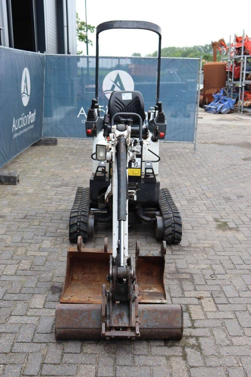 Minibagger of the type Bobcat E10-AAEM, Gebrauchtmaschine in Antwerpen (Picture 9)