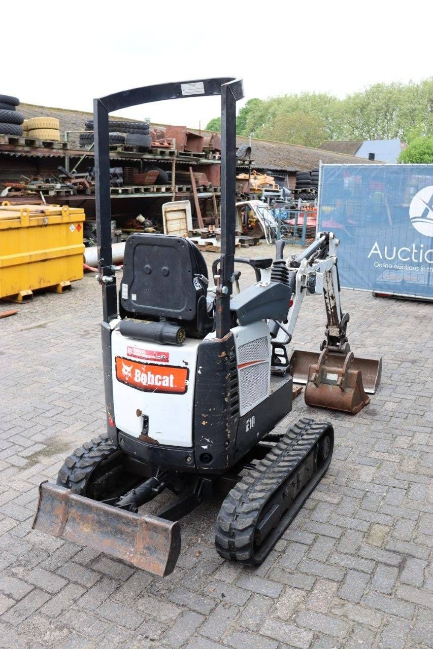 Minibagger of the type Bobcat E10-AAEM, Gebrauchtmaschine in Antwerpen (Picture 7)