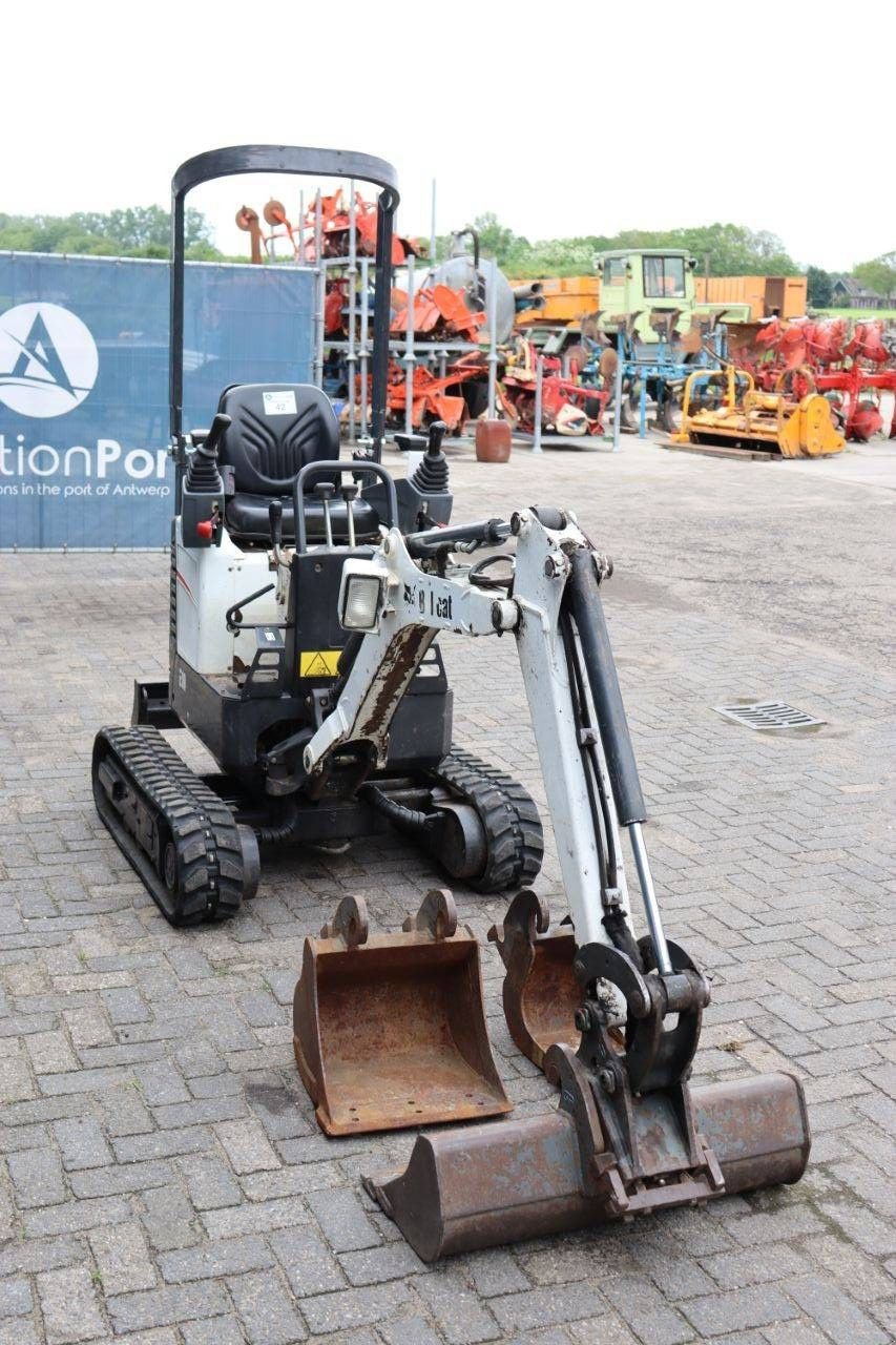 Minibagger of the type Bobcat E10-AAEM, Gebrauchtmaschine in Antwerpen (Picture 8)