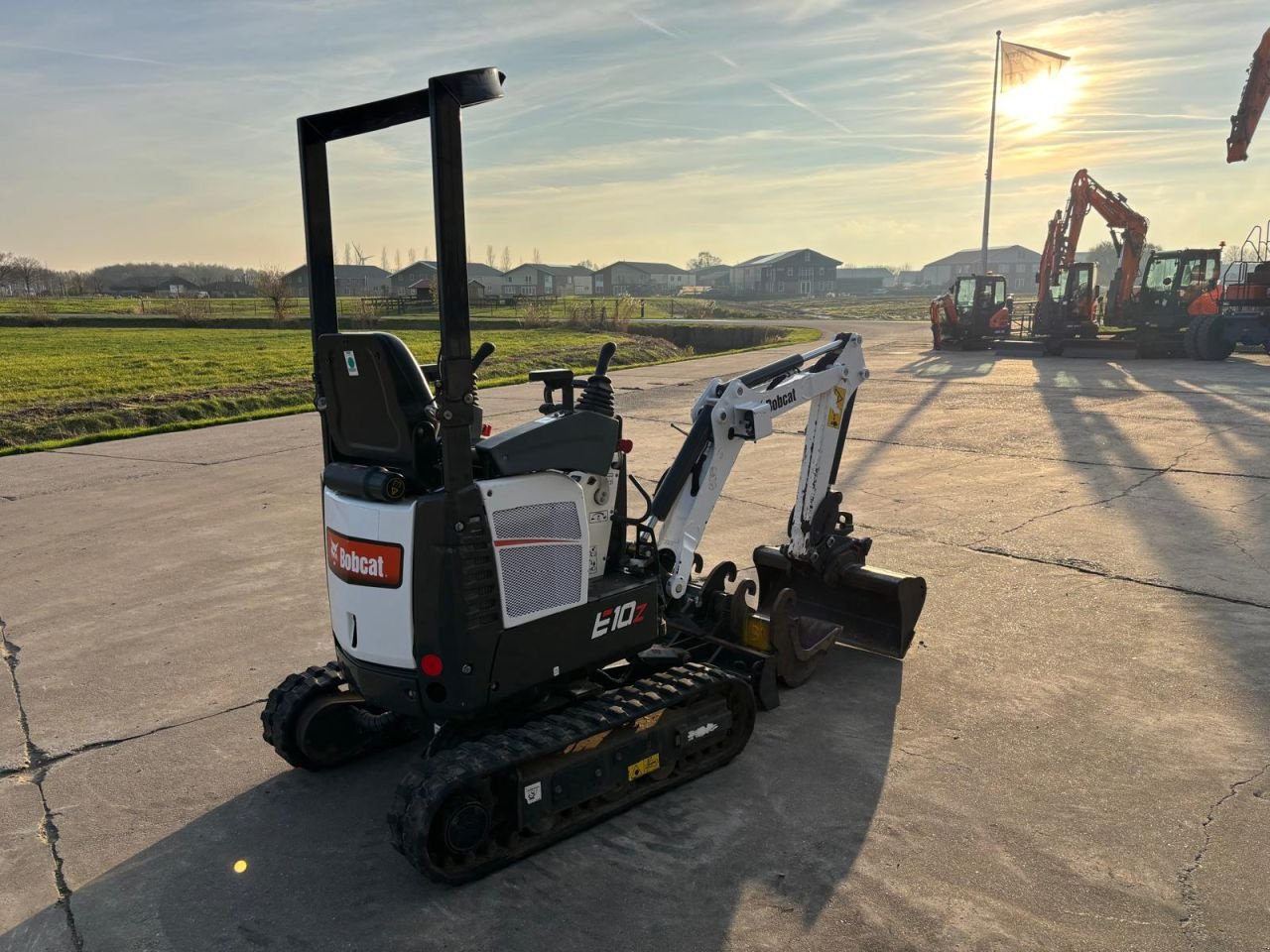 Minibagger типа Bobcat E10, Gebrauchtmaschine в Arum (Фотография 3)