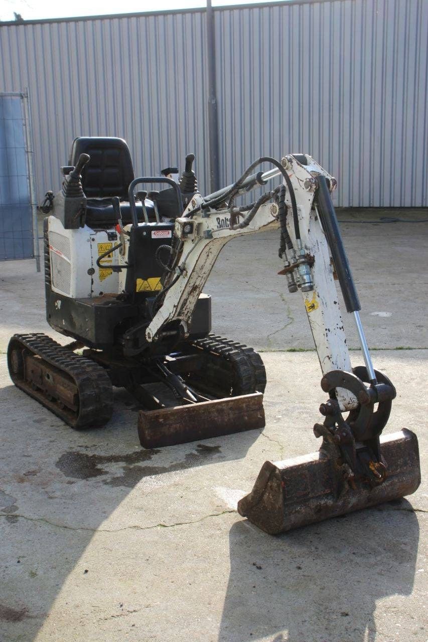 Minibagger typu Bobcat E10, Gebrauchtmaschine v Antwerpen (Obrázek 7)