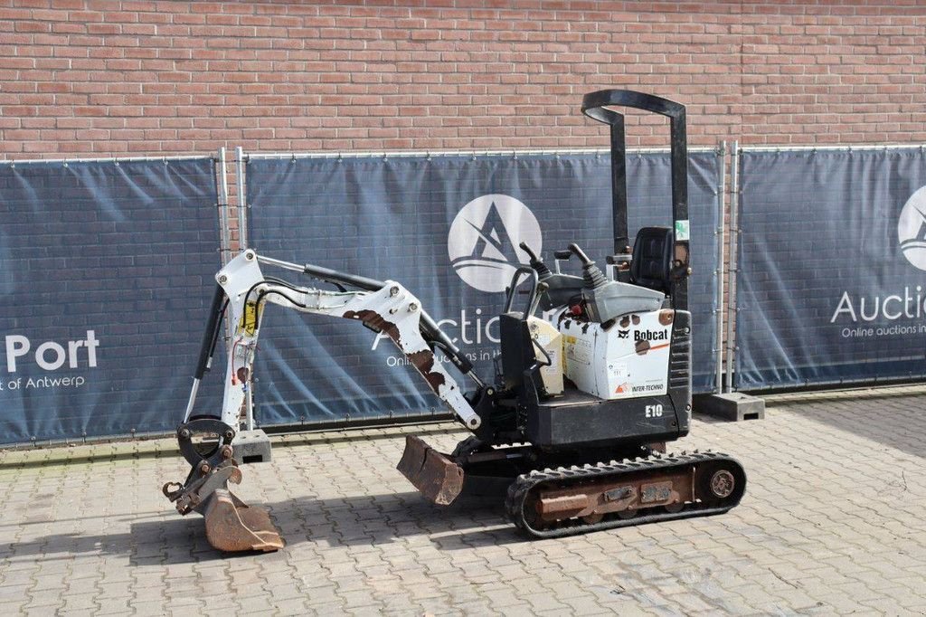 Minibagger от тип Bobcat E10, Gebrauchtmaschine в Antwerpen (Снимка 1)
