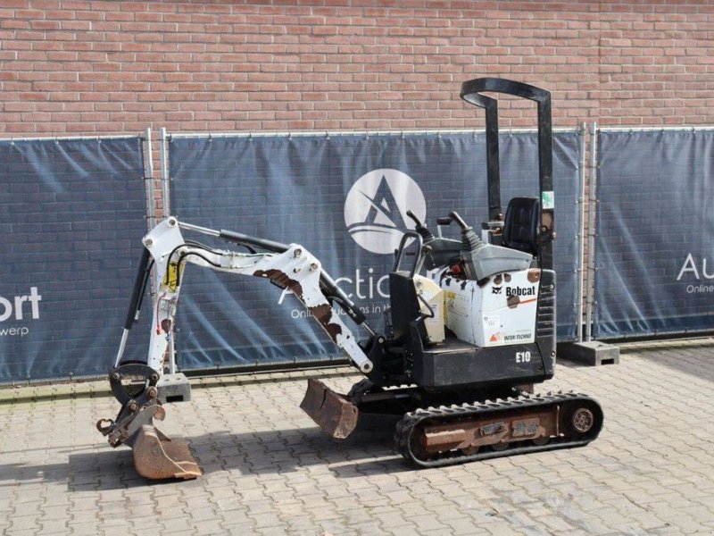 Minibagger del tipo Bobcat E10, Gebrauchtmaschine In Antwerpen (Immagine 1)