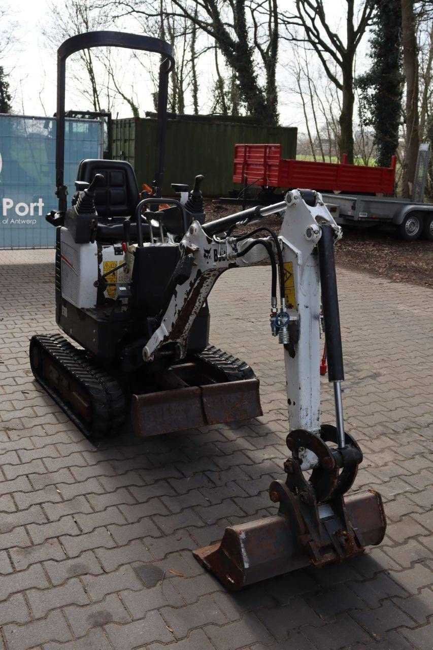 Minibagger от тип Bobcat E10, Gebrauchtmaschine в Antwerpen (Снимка 8)