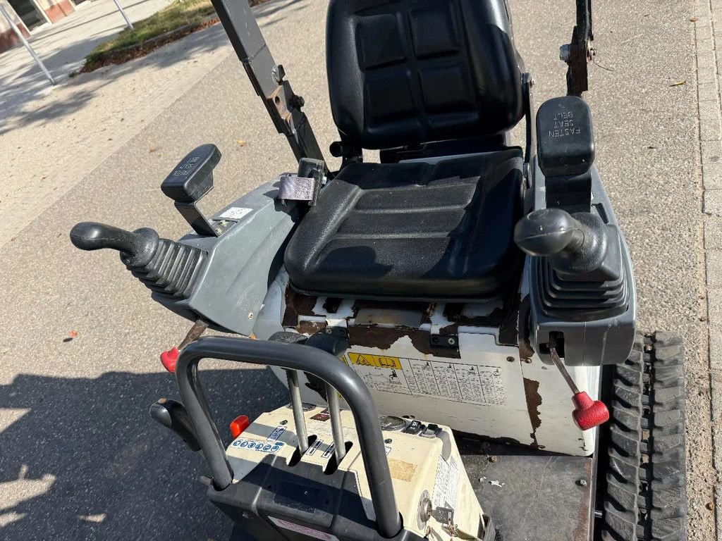 Minibagger Türe ait Bobcat E10, Gebrauchtmaschine içinde Doetinchem (resim 5)