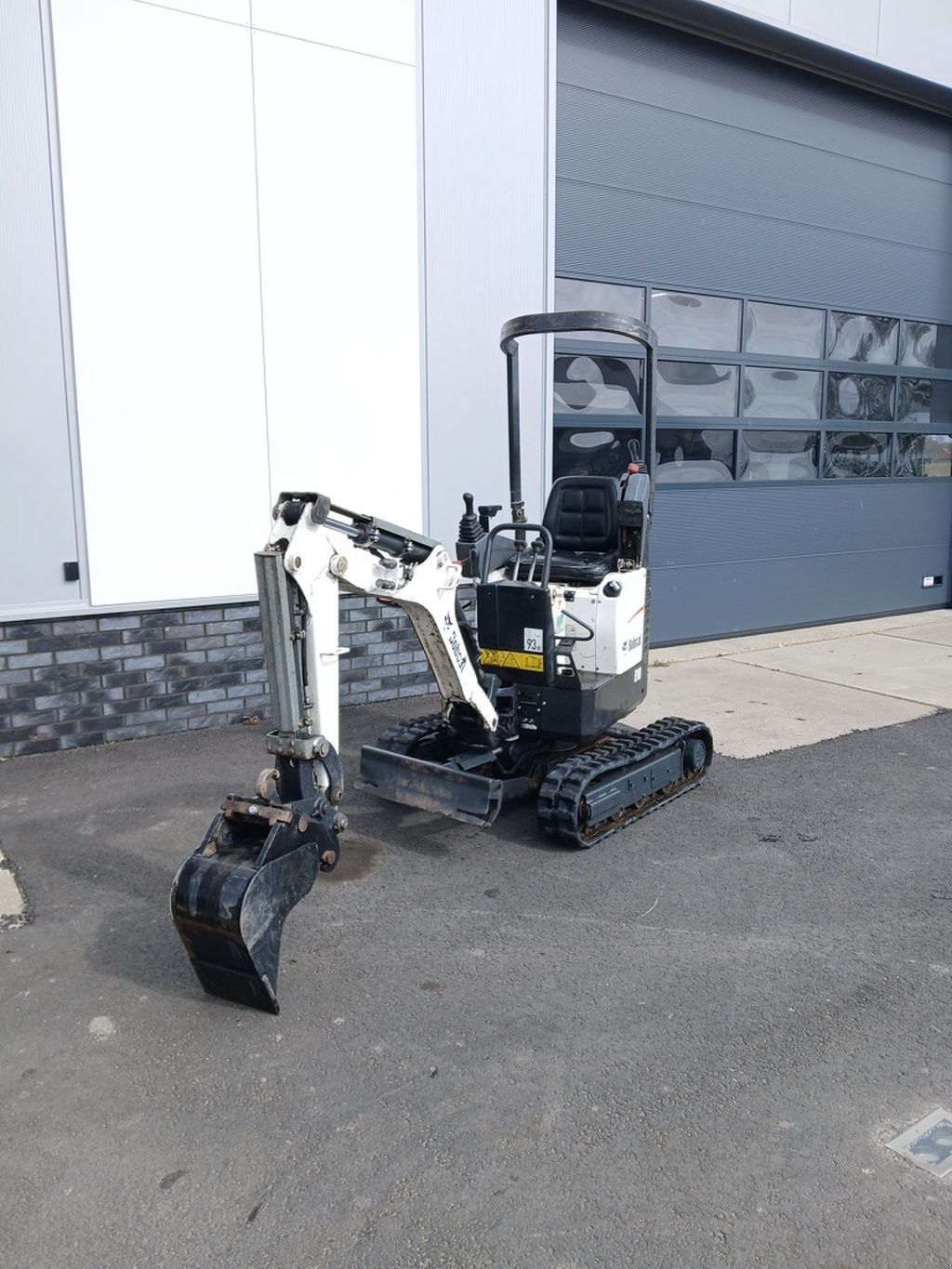 Minibagger типа Bobcat E10, Gebrauchtmaschine в Swifterbant (Фотография 3)