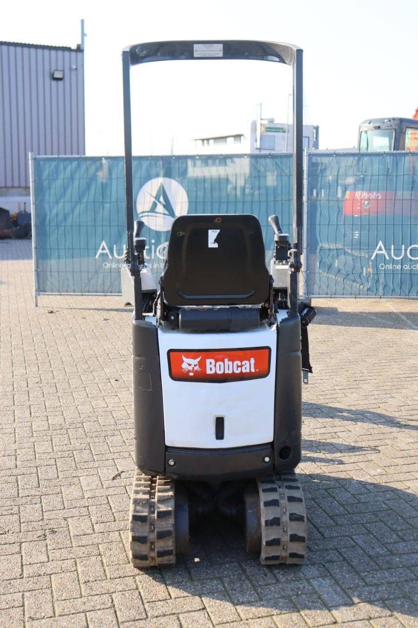 Minibagger типа Bobcat E10z, Gebrauchtmaschine в Antwerpen (Фотография 5)