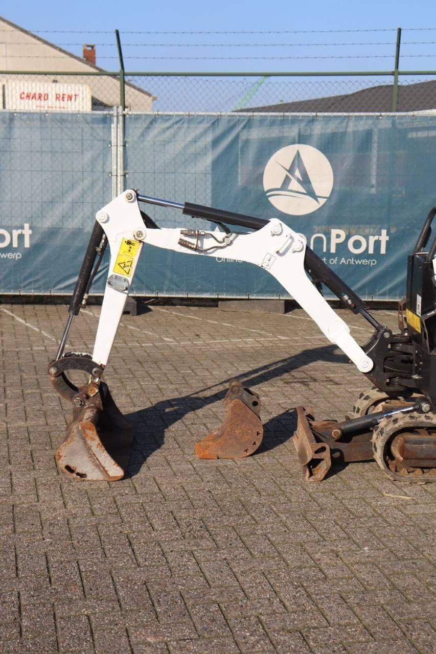 Minibagger типа Bobcat E10z, Gebrauchtmaschine в Antwerpen (Фотография 11)