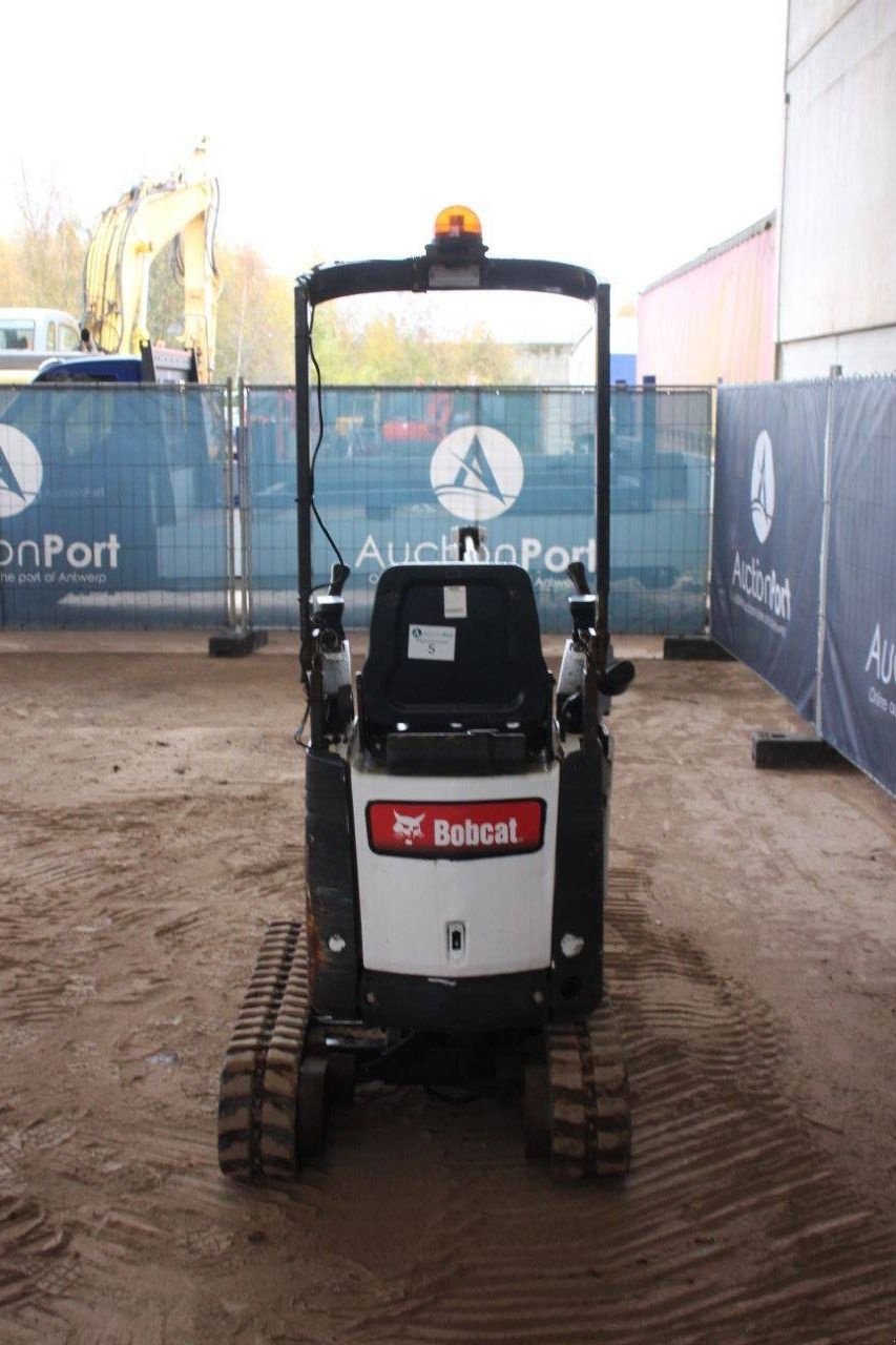 Minibagger типа Bobcat E10Z, Gebrauchtmaschine в Antwerpen (Фотография 4)